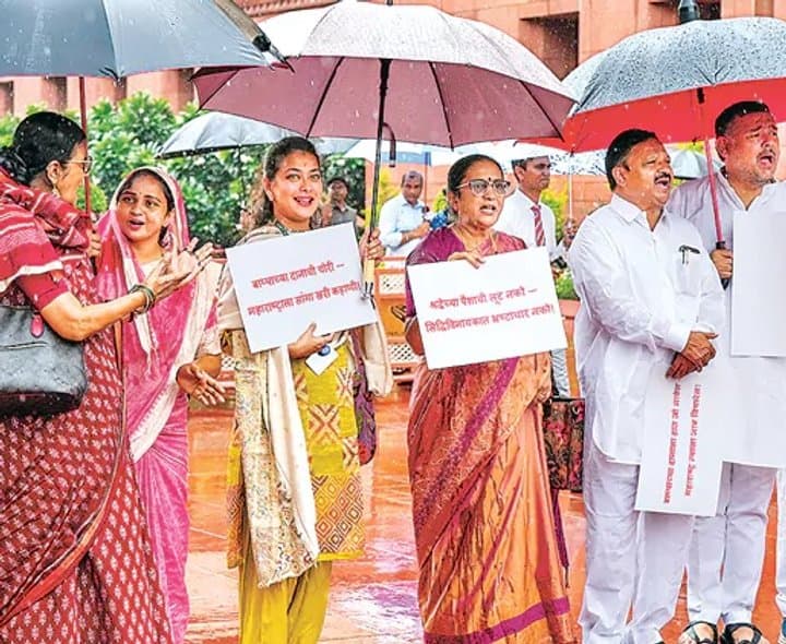 పార్లమెంటులో కొనసాగిన ప్రతిష్టంభన