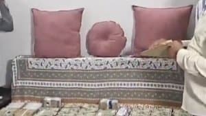 ల్యాండ్ ఆఫీసర్ ఇంట్లో ₹13 కోట్ల సంపద