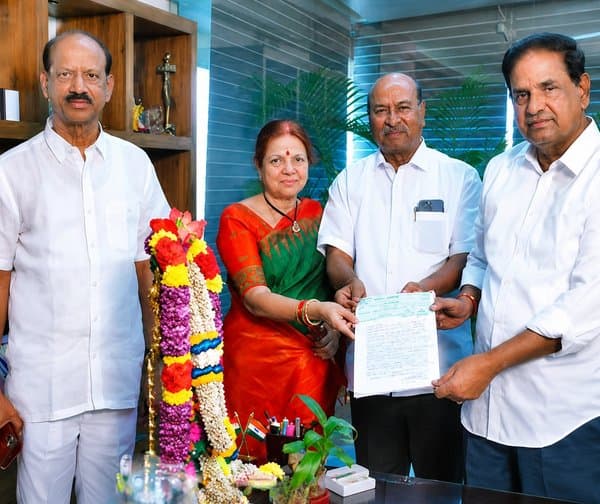 టీటీడీకి రూ.10 లక్షల విరాళం