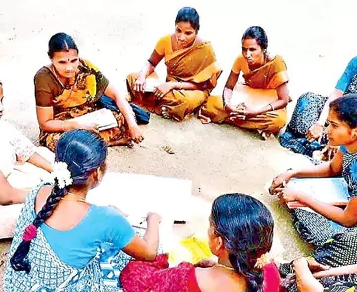 ఎస్హెచ్జీలకు రుణాల ఊరట