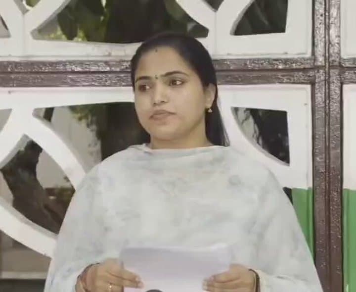 మేనేజ్మెంట్ కోటాలో మంత్రులు ఉంటారని ఇప్పుడే తెలిసింది