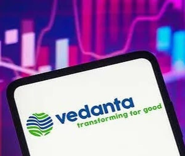భారీగా పతనమైన వేదాంత షేర్లు
