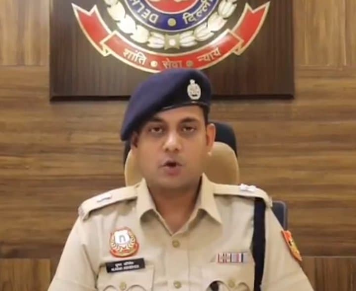 గిఫ్ట్ పార్సెల్ పేరుతో రూ.1.5 లక్షల మోసం