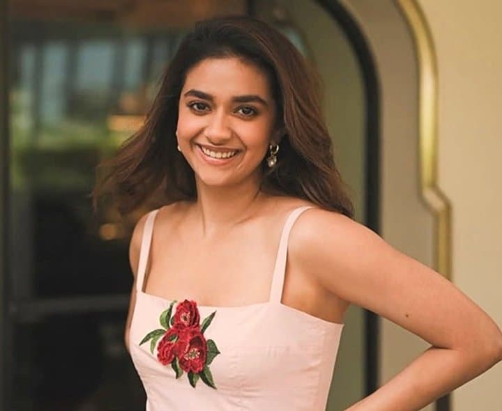 20 గంటల షూటింగ్.. కీర్తి సురేశ్ ఆసక్తికర పోస్ట్