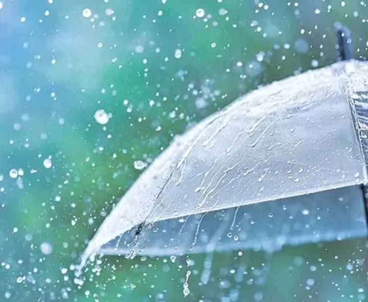 ఏపీలో నేడు భారీ వర్షాల హెచ్చరిక