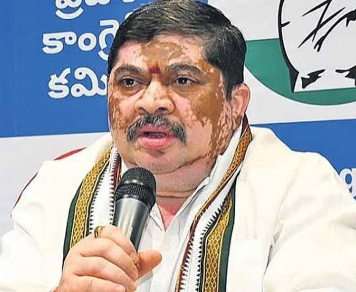 హుస్నాబాద్ అభివృద్ధి పనులకు రూ.33.70 కోట్లు