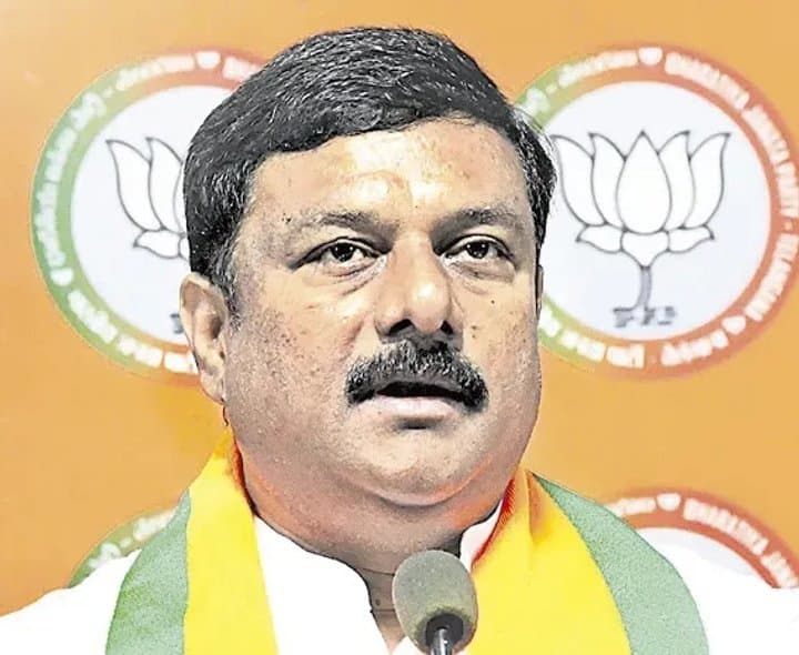 విదేశీ టూర్లపై బీజేపీ విమర్శ