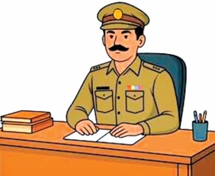 లాడ్జినే నివాసంగా మార్చుకున్న పోలీసు అధికారి