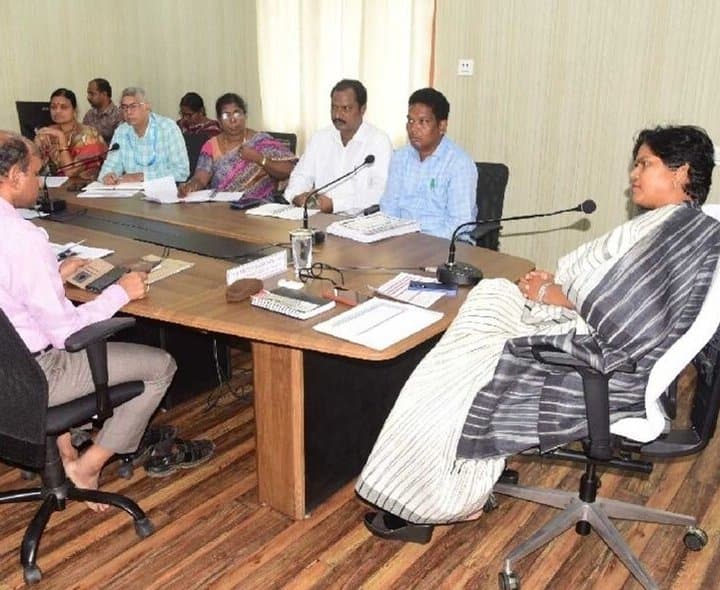పాఠశాలలు, హాస్టళ్లలో భద్రతపై కలెక్టర్ ఆదేశాలు