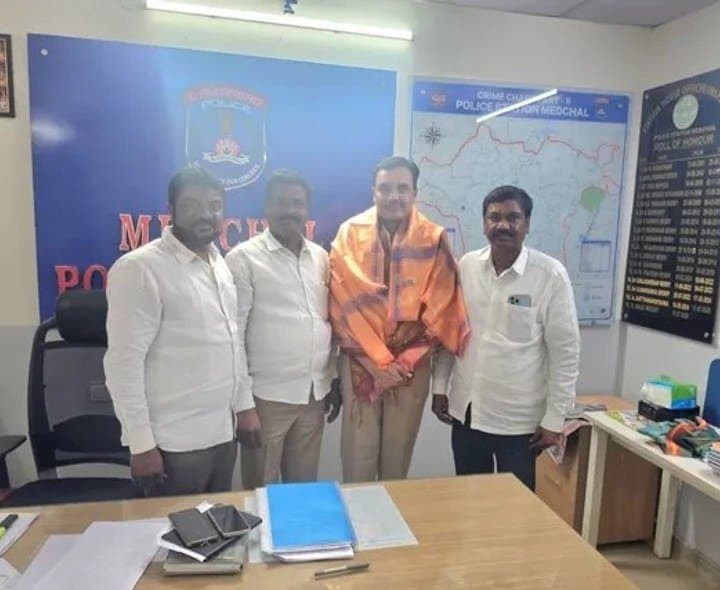 మేడ్చల్ సీఐగా అంజిరెడ్డి బాధ్యతలు స్వీకరించారు.