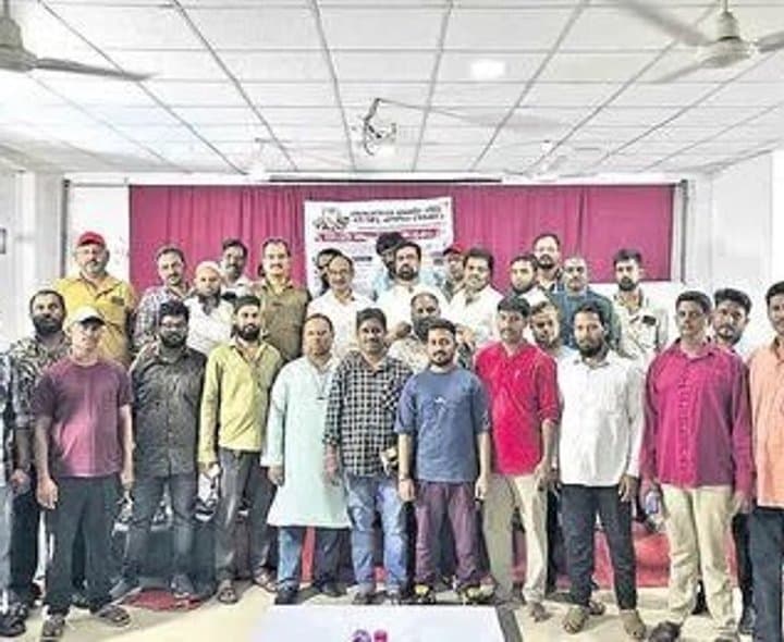 ఆటోలు, క్యాబ్ల నిరవధిక సమ్మెకు జేఏసీ పిలుపు