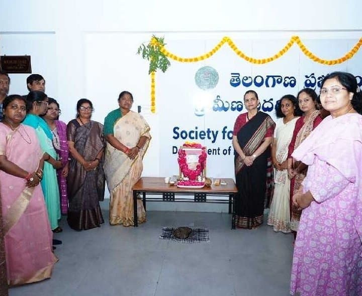 జయశంకర్ సేవలు చిరస్మరణీయం: మంత్రి సీతక్క