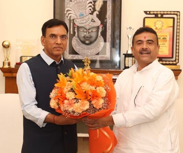 ఢిల్లీలో కేంద్ర మంత్రి మాండవీయతో బెంగాల్ సీఎం భేటీ!