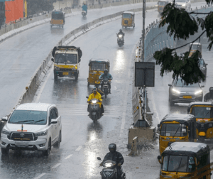 హైదరాబాద్లో చల్లబడిన వాతావరణం: జిల్లాల్లో భారీ పంట నష్టం.