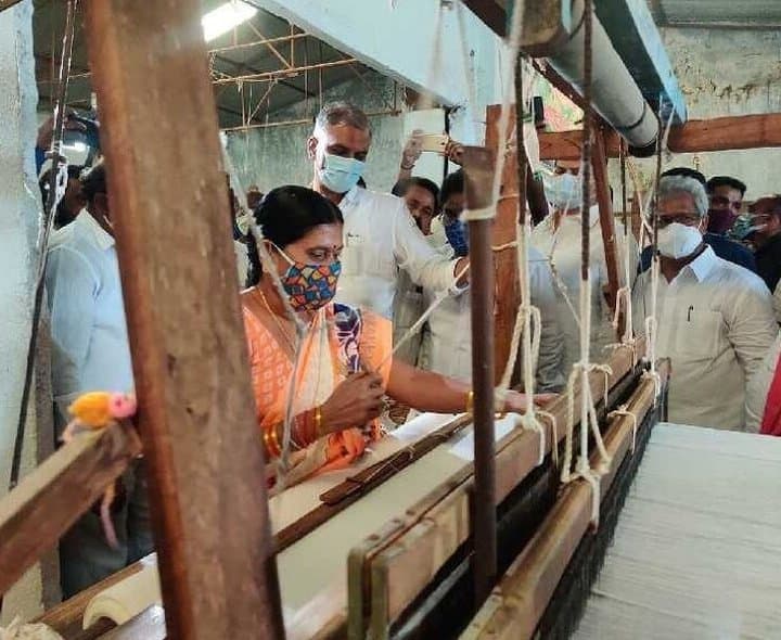 చేనేత కార్మికులకు హరీశ్రావు శుభాకాంక్షలు