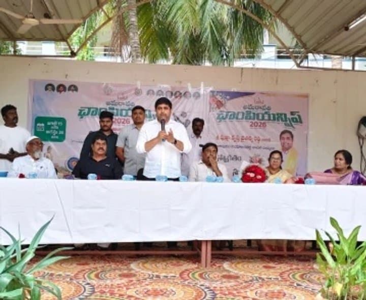 క్రీడాస్ఫూర్తితో ఆడాలి: ఎమ్మెల్యే