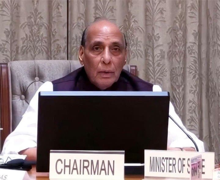 టెరిటోరియల్ ఆర్మీ బలోపేతంపై రాజ్నాథ్ సమీక్ష