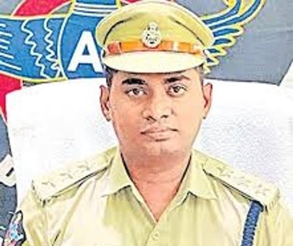 రైతులపై జులుం.. డీఎస్పీకి ప్రమోషన్