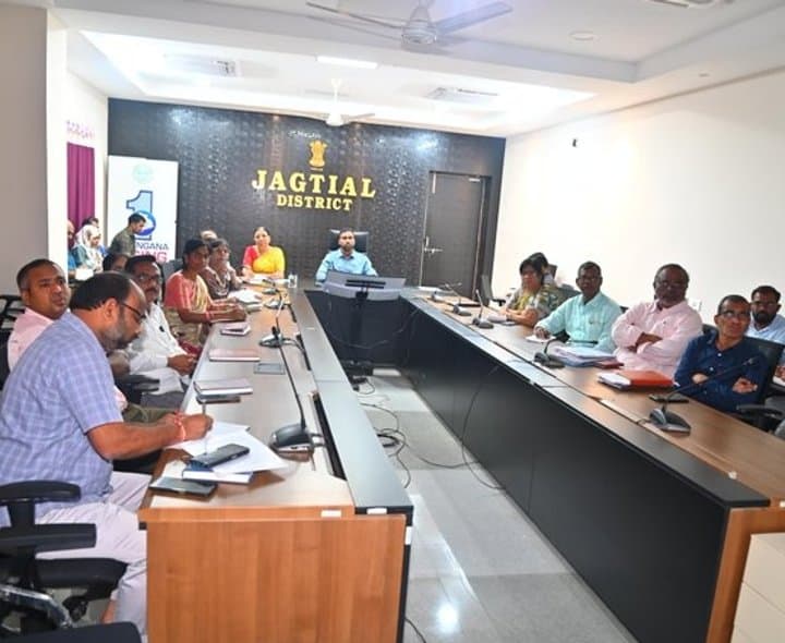 జిల్లాల వారీగా జనగణన హ్యాండ్బుక్లు