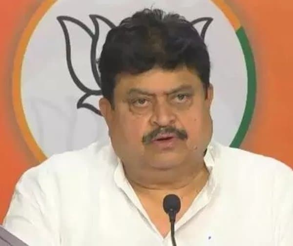 తెలంగాణలో ‘డబుల్ ఇంజిన్ సర్కార్’ కోసం బీజేపీ వ్యూహం