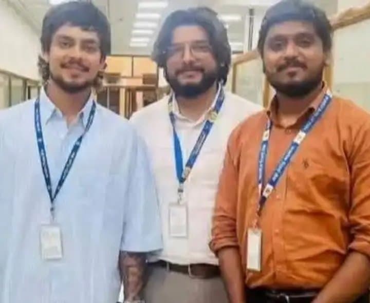 బ్యాట్కు బ్రేక్.. బ్యాంక్ ఉద్యోగిగా ఇషాన్ కిషన్