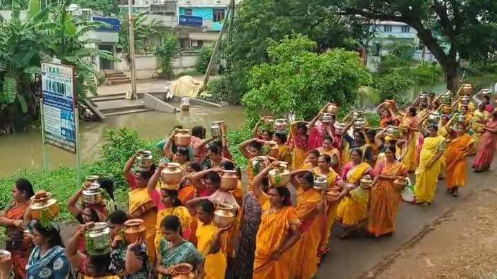 పందలపాకలో కట్లమ్మ తల్లికి కుంభాభిషేకం