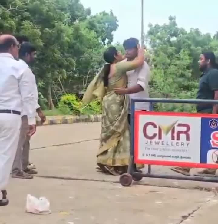 శ్రీకాకుళం : జైలు నుంచి విడుదలైన సీదిరి కుమారుడు