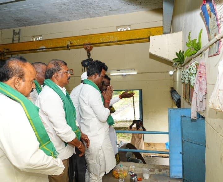 బీఆర్ఎస్ పార్టీ నేతలు విహారయాత్రలు చేశారు: ఎమ్మెల్యే