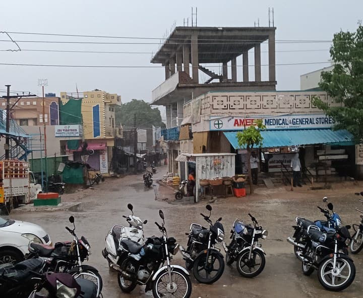 అమరచింతలో భారీ వర్షం