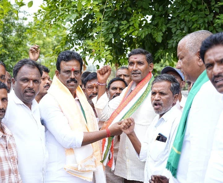 కాంగ్రెస్ పార్టీలో చేరికలు