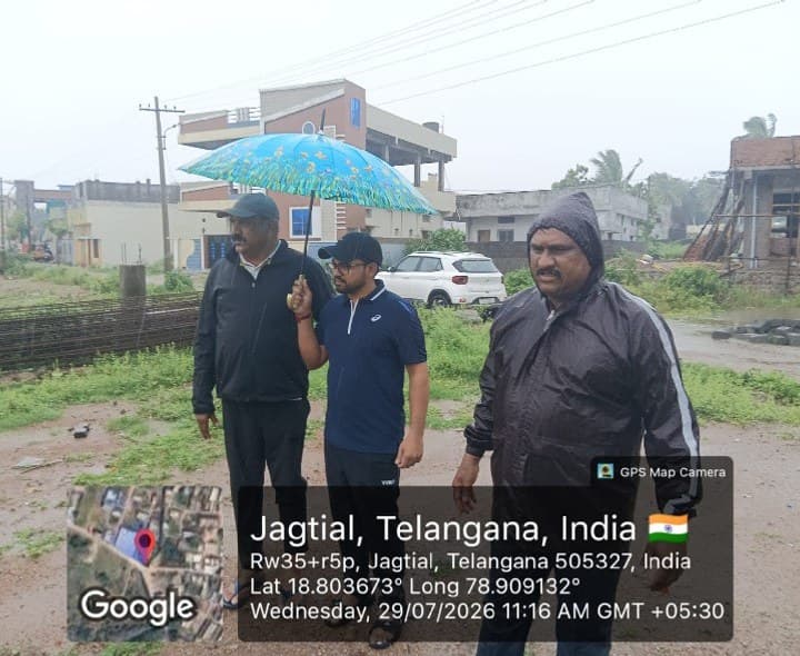 భారీ వర్షాలతో ముంపు ప్రాంతాల పరిశీలన సహాయక చర్యలు